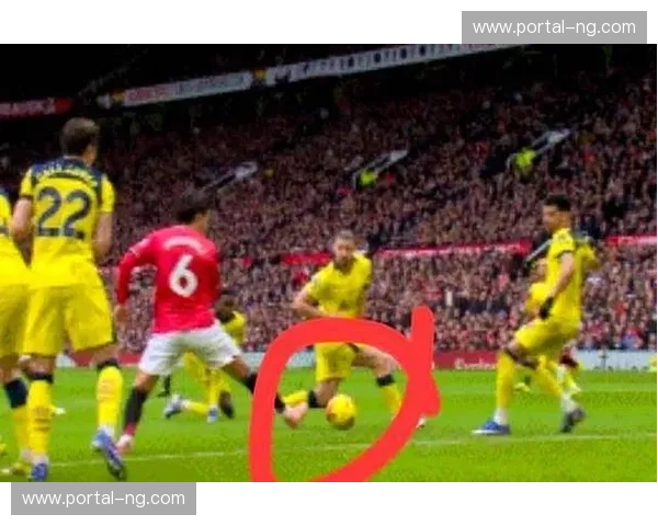 从三中卫到4231 卡里克四连胜期间如何重塑曼联攻防